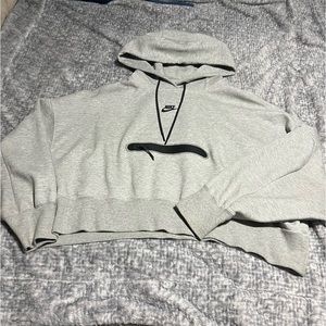 Women’s Nike cropped oversized hoodie
